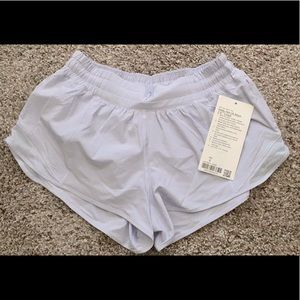 Lulu Lemon lilac hotty hot short